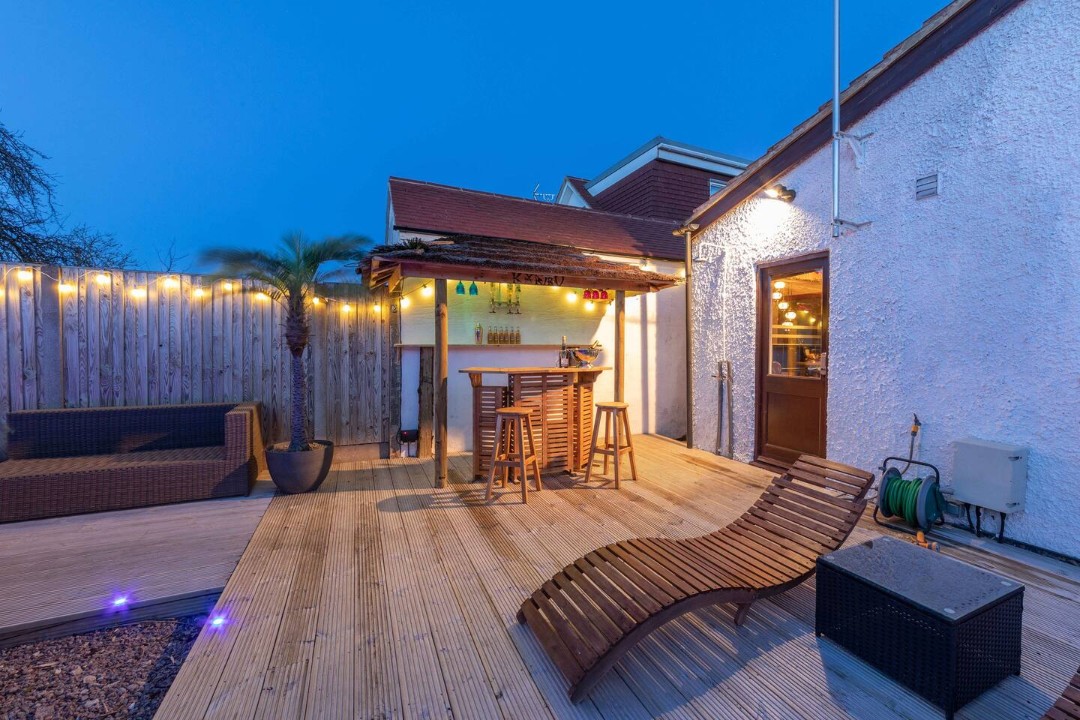 Decking - The Spa Cabin