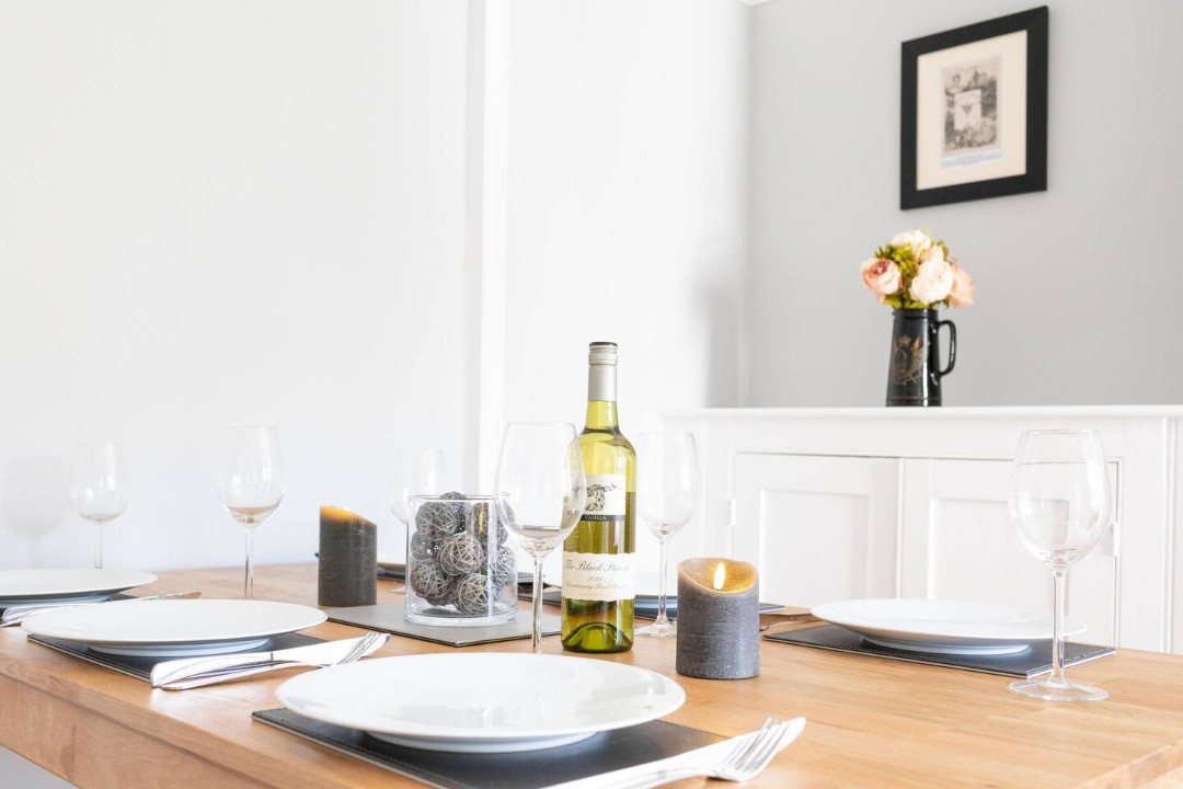 Dining room table area - Jubilee Cottage