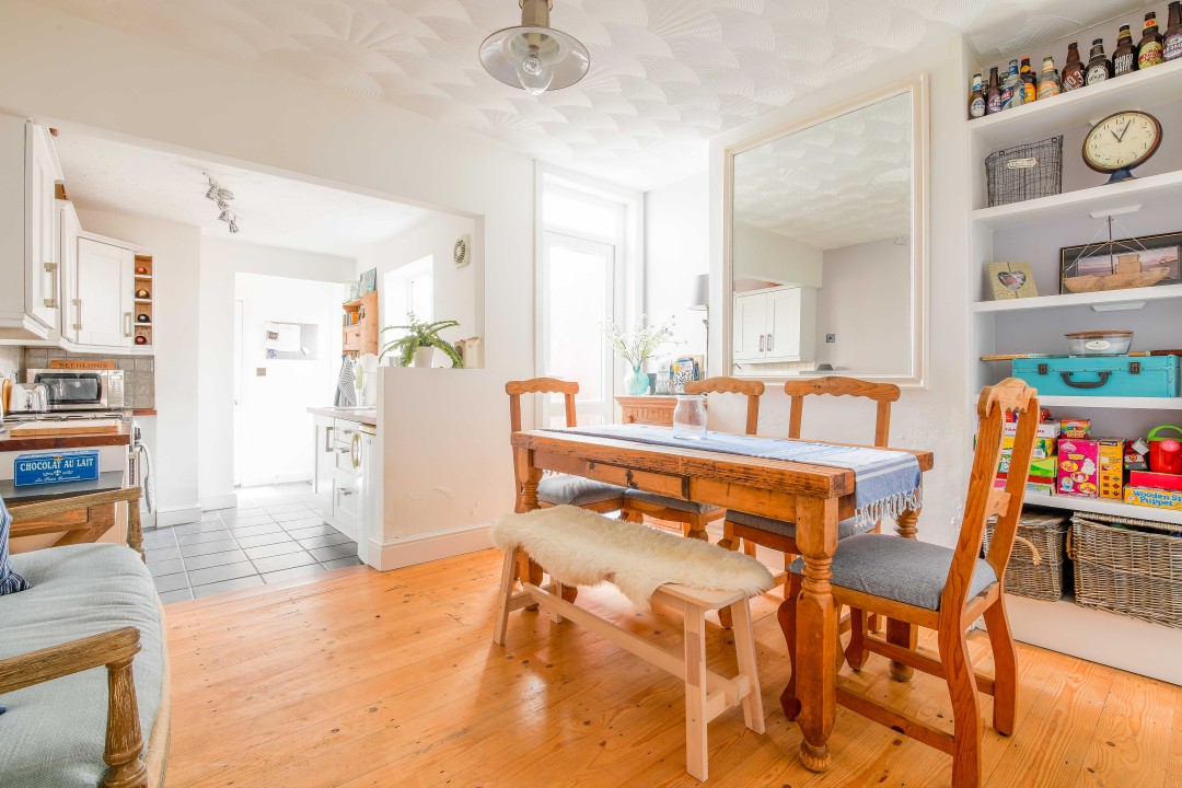 dining area - furlong place