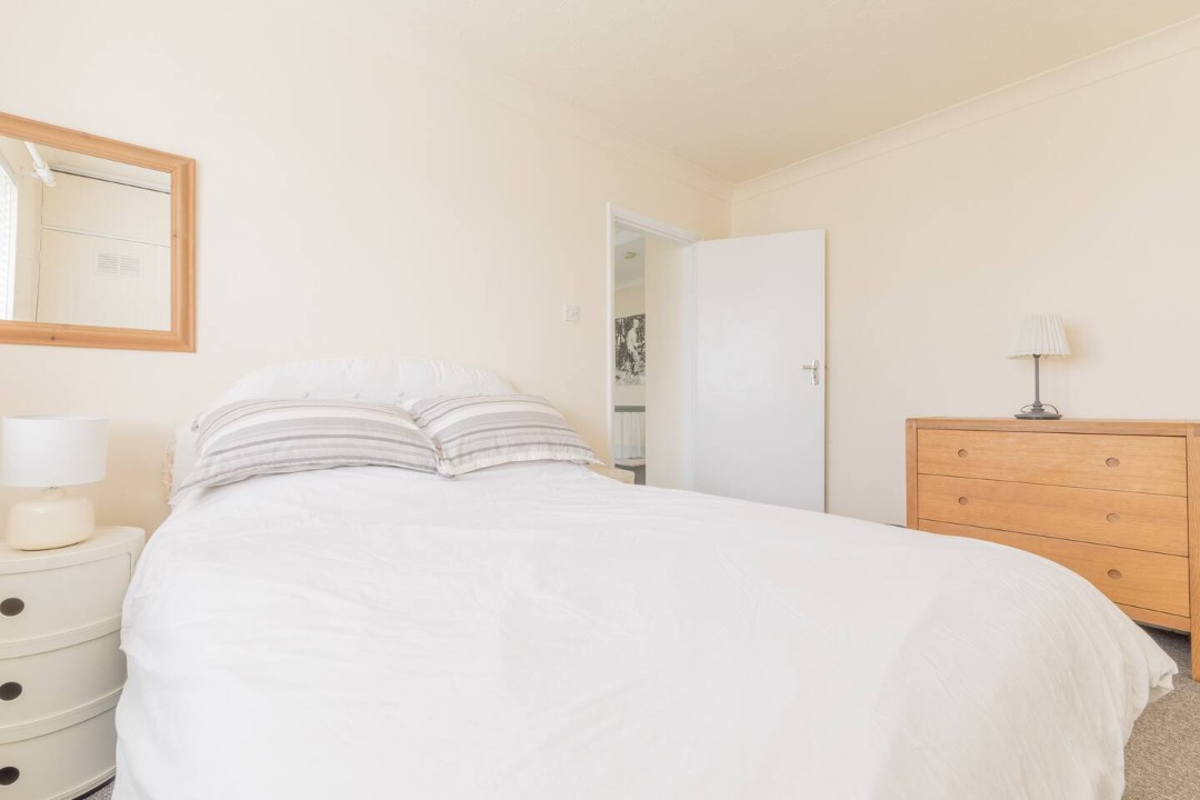 doubke bedroom - Tideway