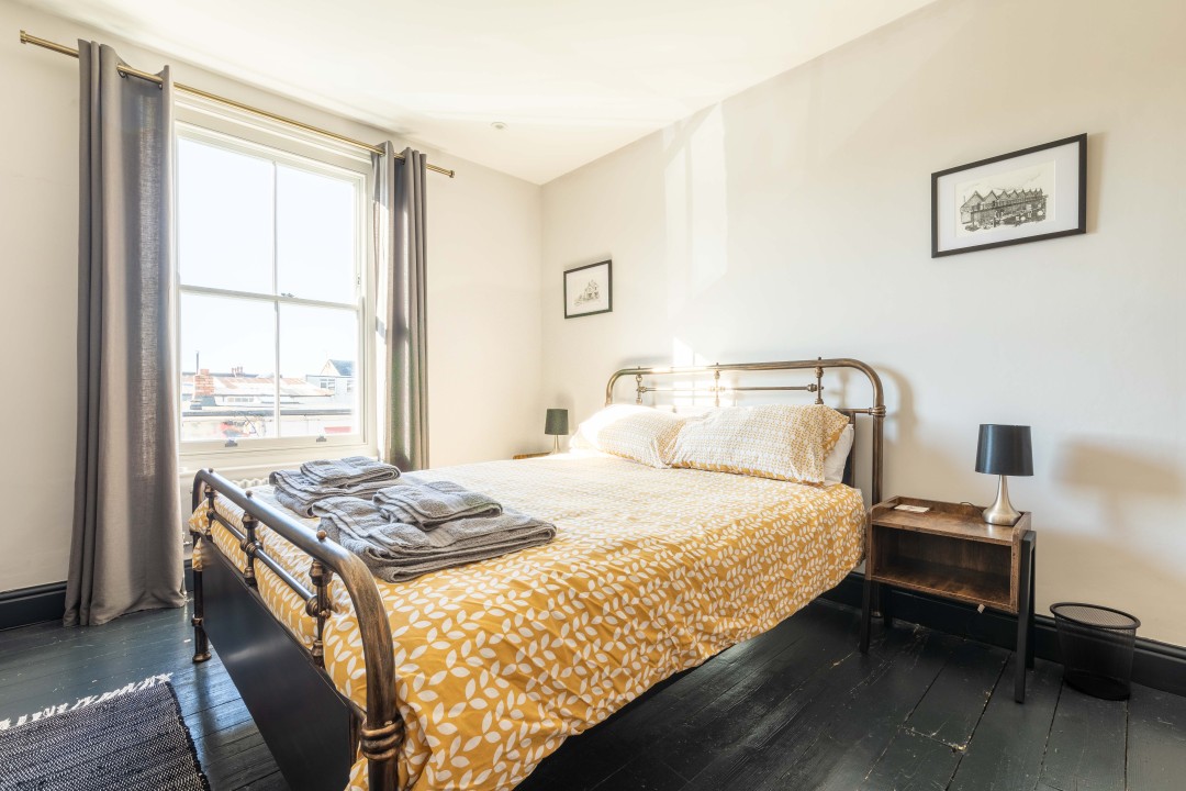 double bedroom - Fig Tree Cottage