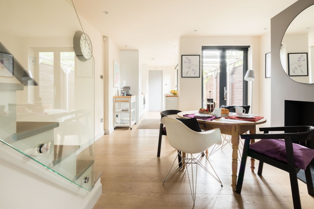 open plan dining area - White Cottage