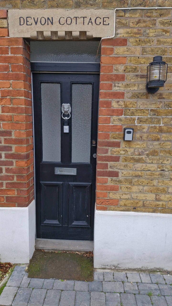 Front of property - Devon Cottage
