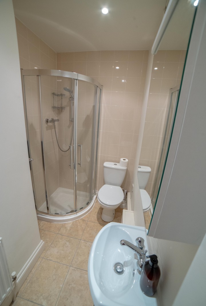 The Sovereign 1st floor bathroom with shower