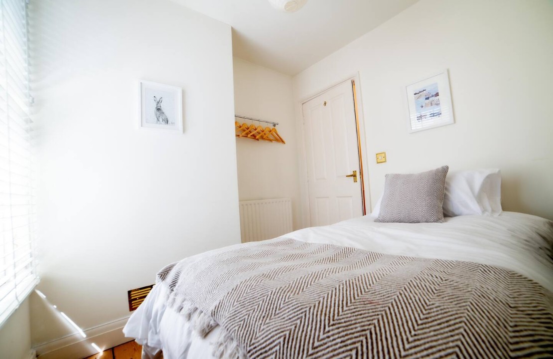 The Sovereign 1st floor bedrom single