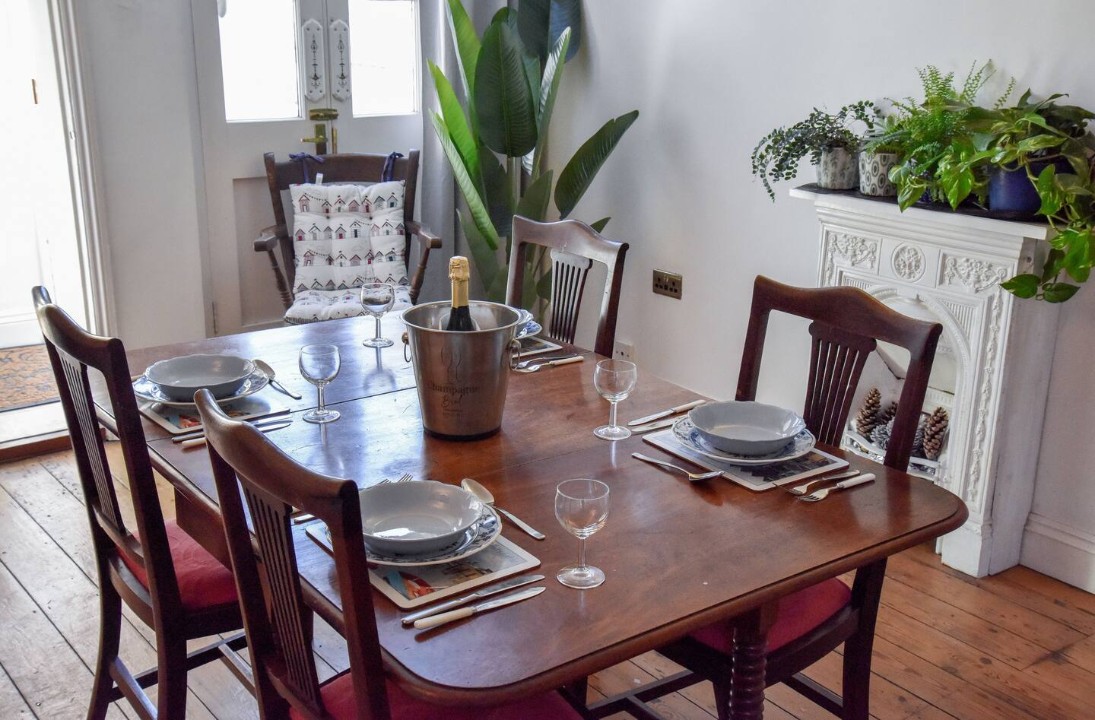 The Sovereign dining room layout