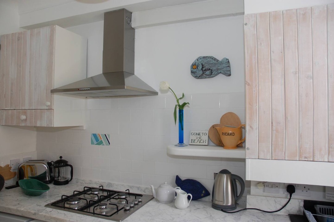 flat one harbour street kitchen hob