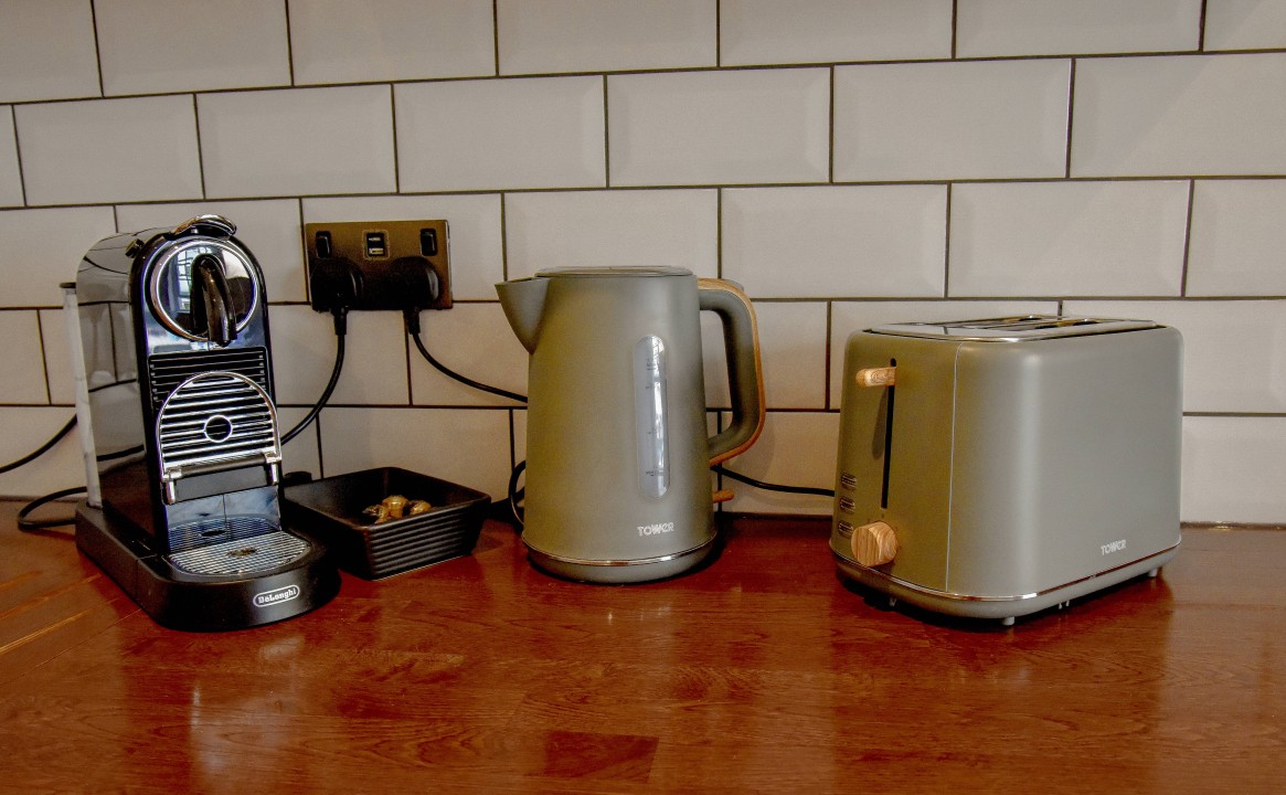 holdens cottage kitchen essentials